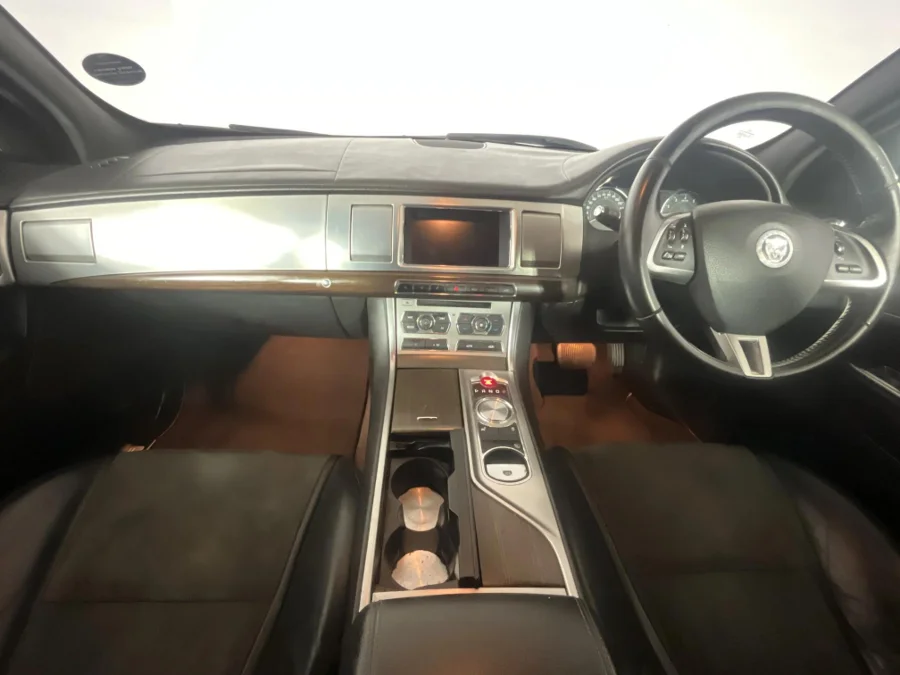 Used 2013 Jaguar XF 2.0 i4 Luxury - WeBuyCars Durban