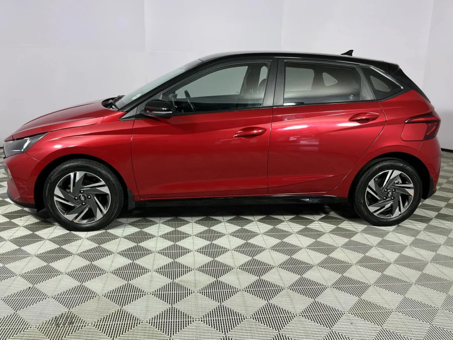 Used 2023 Hyundai i20 1.0T Fluid auto - WeBuyCars Durban