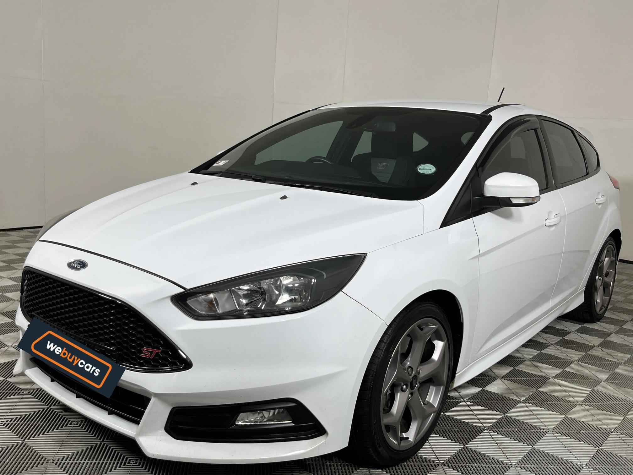 Used 2018 Ford Focus ST 1