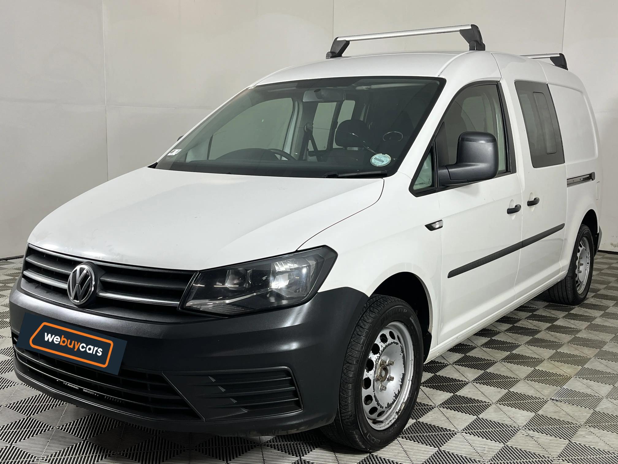 Used 2017 Volkswagen Caddy Maxi 2.0TDI crew bus