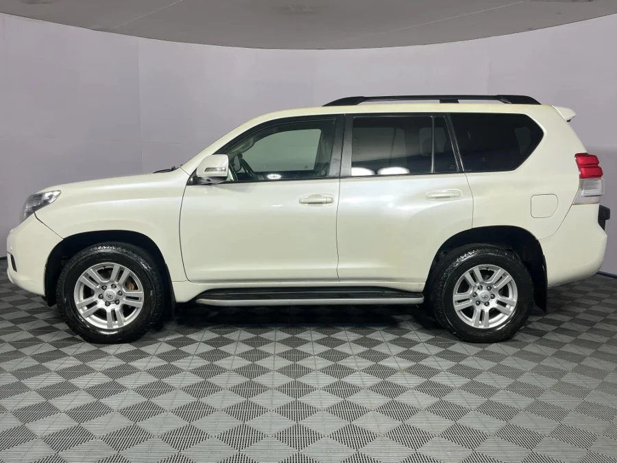 Used 2013 Toyota Land Cruiser Prado 3.0DT VX - WeBuyCars Rustenburg