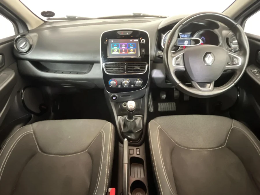 Used 2017 Renault Clio 66kW turbo Authentique - WeBuyCars JHB South