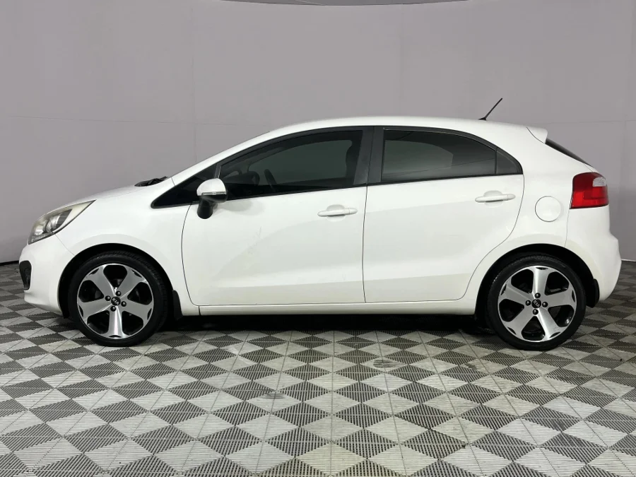 Used 2013 Kia Rio hatch 1.4 Tec - WeBuyCars Lansdowne