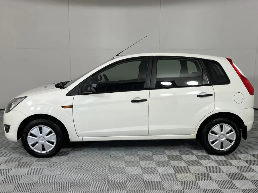 Used 2012 Ford Figo 1.4 Ambiente - WeBuyCars Mbombela