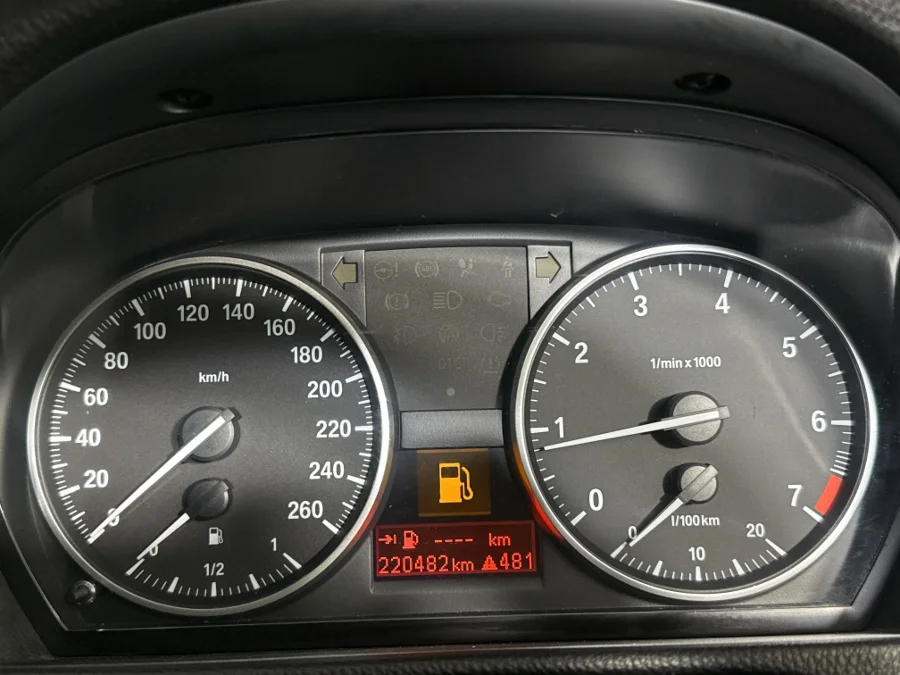 Used 2011 BMW 3 Series 320i coupe M Sport - WeBuyCars Midstream