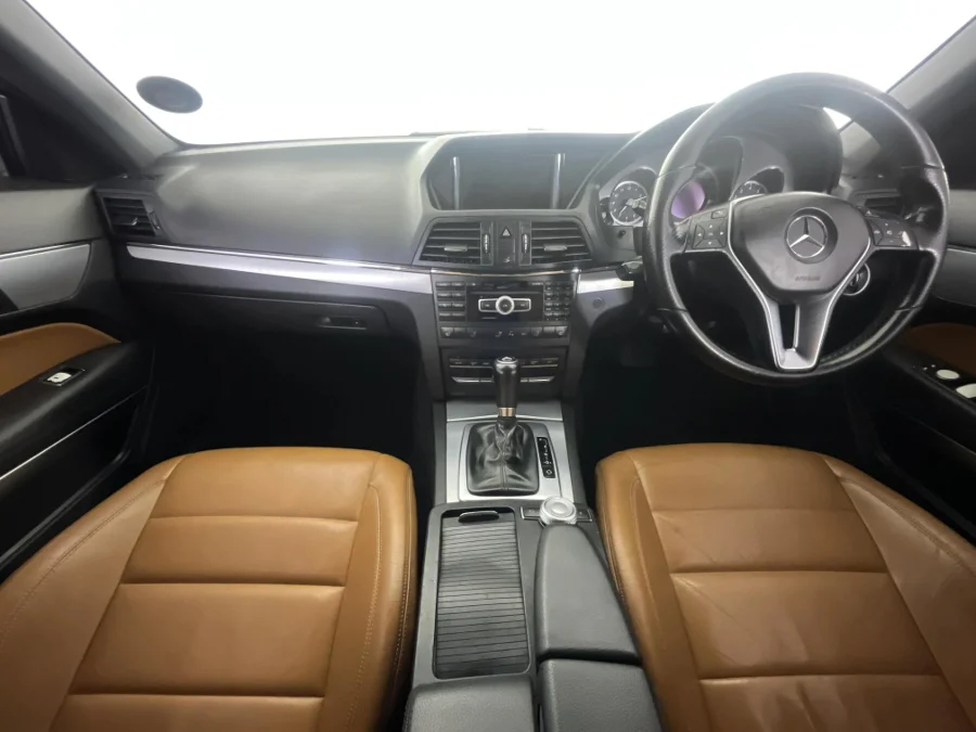 Used 2013 Mercedes-Benz E-Class E250CGI cabriolet Elegance - WeBuycars East London