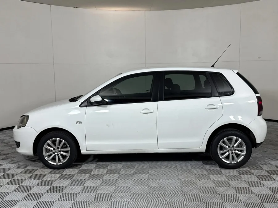 Used 2017 Volkswagen Polo Vivo hatch 1.4 Trendline - WeBuyCars Midstream