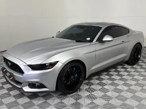 Used 2018 Ford Mustang 2.3T fastback auto