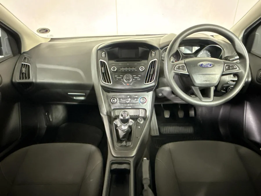 Used 2016 Ford Focus sedan 1.0T Ambiente - WeBuyCars Midstream