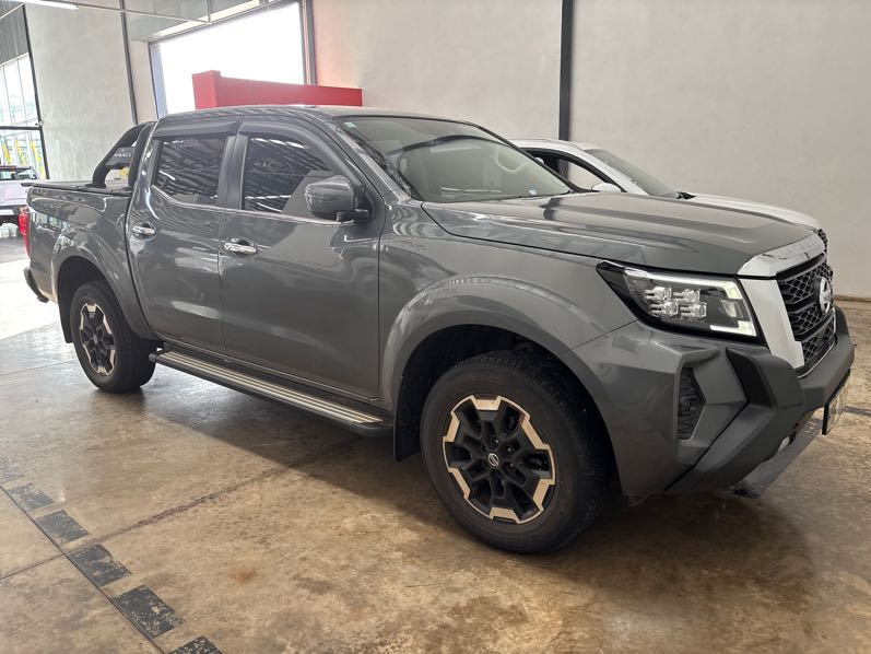 Used 2023 Nissan Navara 2.5DDTi double cab LE Plus