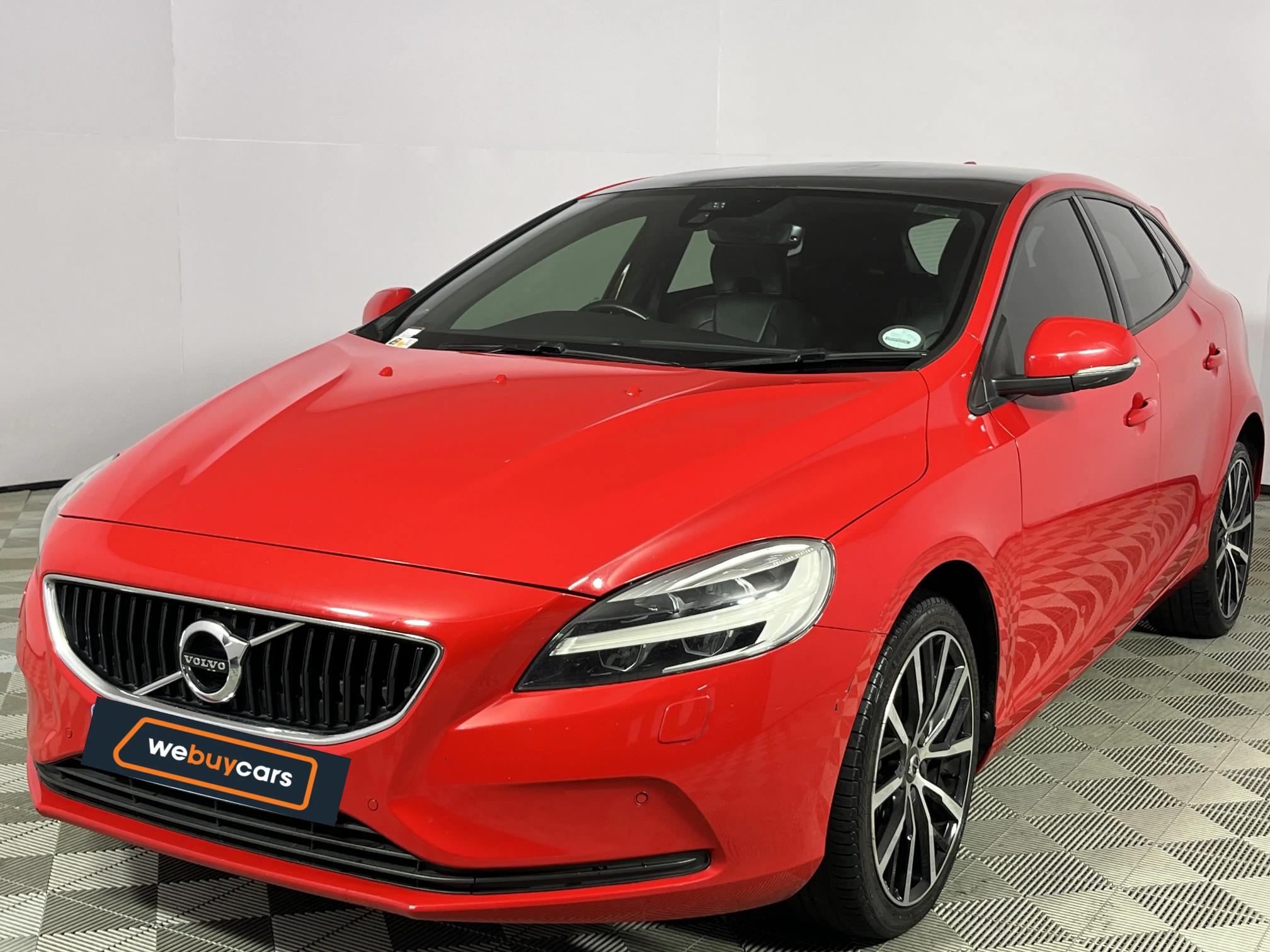 Used 2019 Volvo V40 D3 Momentum