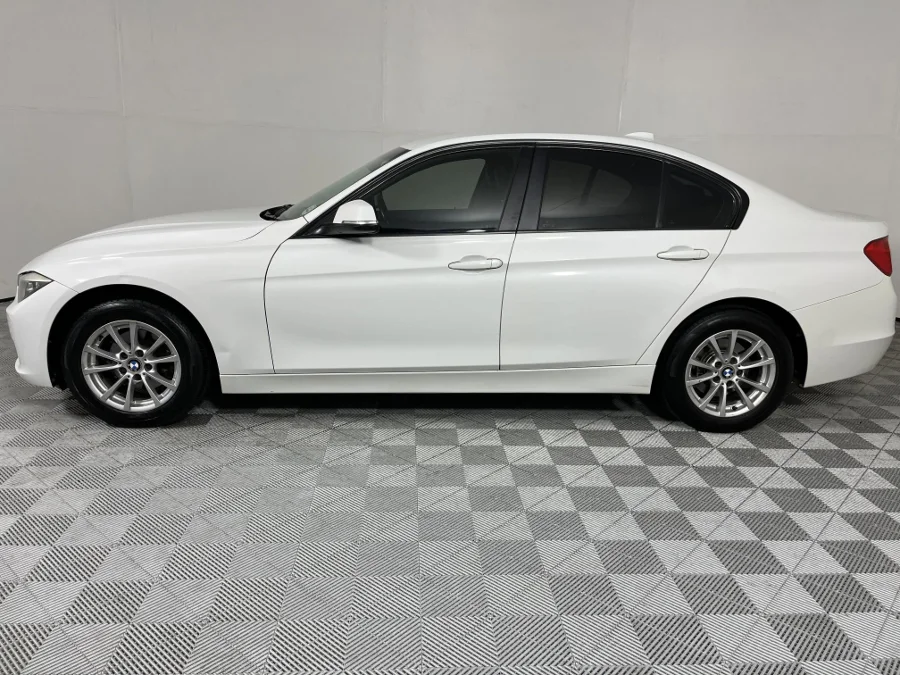 Used 2014 BMW 3 Series 328i sports-auto - WeBuyCars The Dome