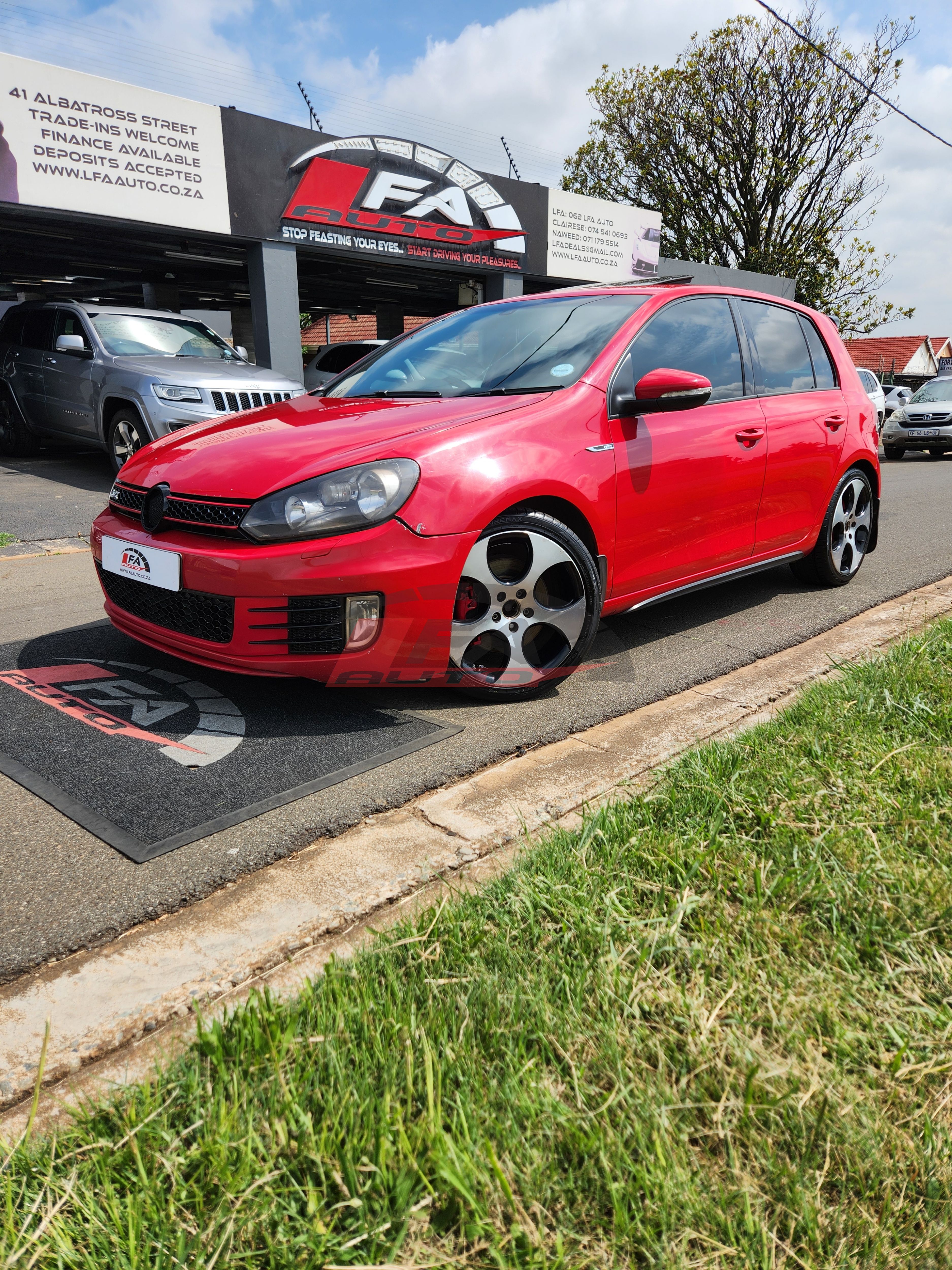 Used 2010 Volkswagen Golf GTI auto