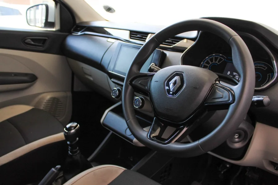 Demo 2025 Renault Triber 1.0 Dynamique - Eastvaal Motor City Used