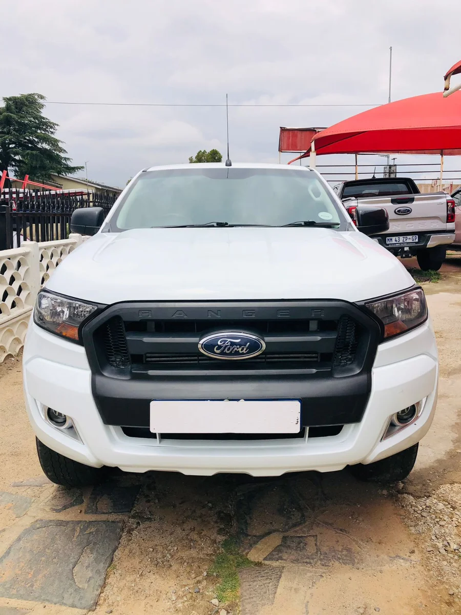 Used 2015 Ford Ranger 2.2TDCi SuperCab Hi-Rider XL - Cars Gold