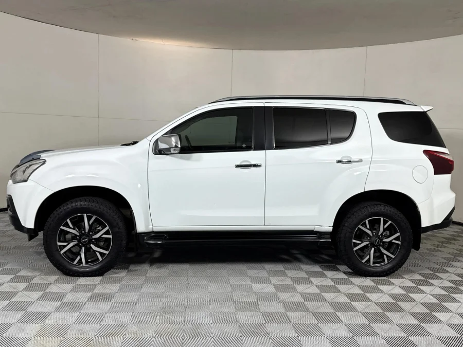 Used 2021 Isuzu mu-X 3.0 4WD - WeBuyCars JHB South