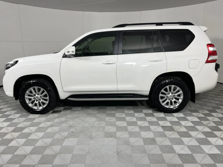 Used 2015 Toyota Land Cruiser Prado 3.0DT VX - WeBuycars East London