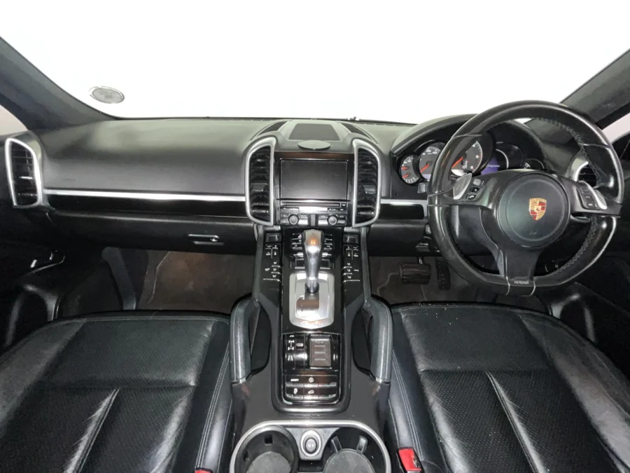 Used 2013 Porsche Cayenne diesel - WeBuyCars Durban