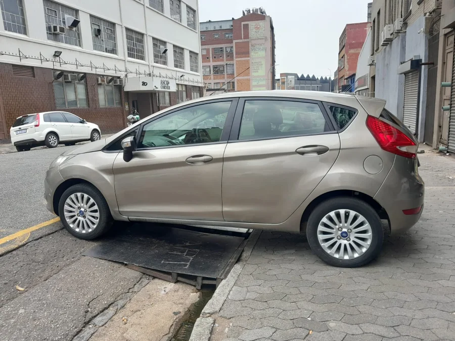 Used 2012 Ford Fiesta 5-door 1.4 Ambiente - Carmart Auto Dealer