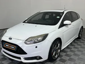 Used 2015 Ford Focus ST 3