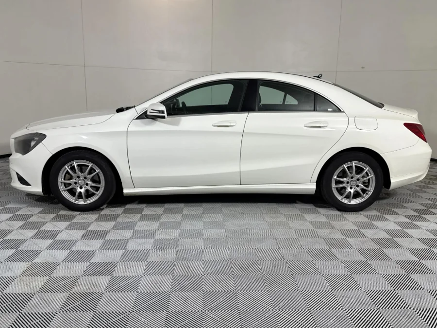 Used 2013 Mercedes-Benz CLA 200 auto - WeBuyCars Midstream Used 2013 Mercedes-Benz CLA 200 auto - WeBuyCars Midstream