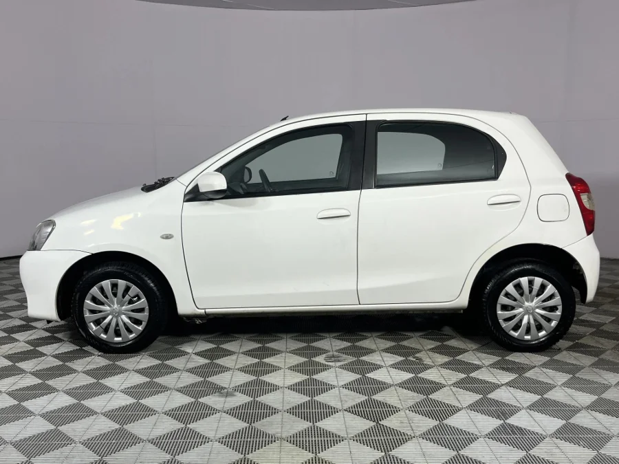 Used 2019 Toyota Etios hatch 1.5 Xi - WeBuyCars Montana