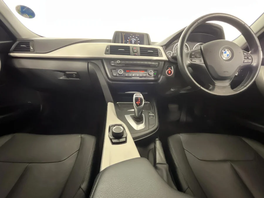 Used 2013 BMW 3 Series 320i sports-auto - WeBuyCars Lansdowne