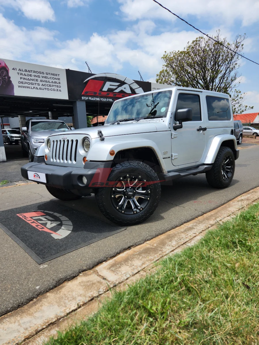 Used 2011 Jeep Wrangler 3.8L Sahara - LFA Auto Used 2011 Jeep Wrangler 3.8L Sahara - LFA Auto