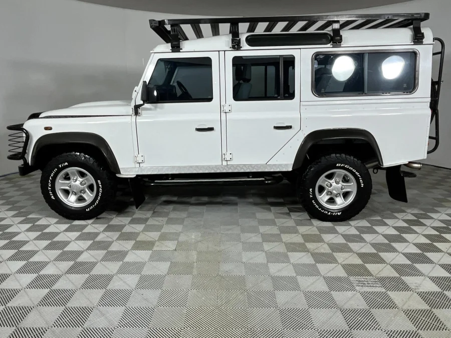 Used 2010 Land Rover Defender 110 TD multi-purpose - WeBuyCars Silverlakes
