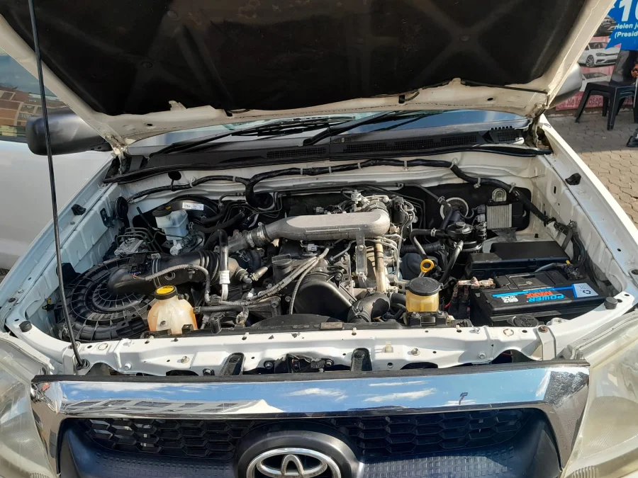 Used 2011 Toyota Hilux 2.5D-4D - Carmart Auto Dealer