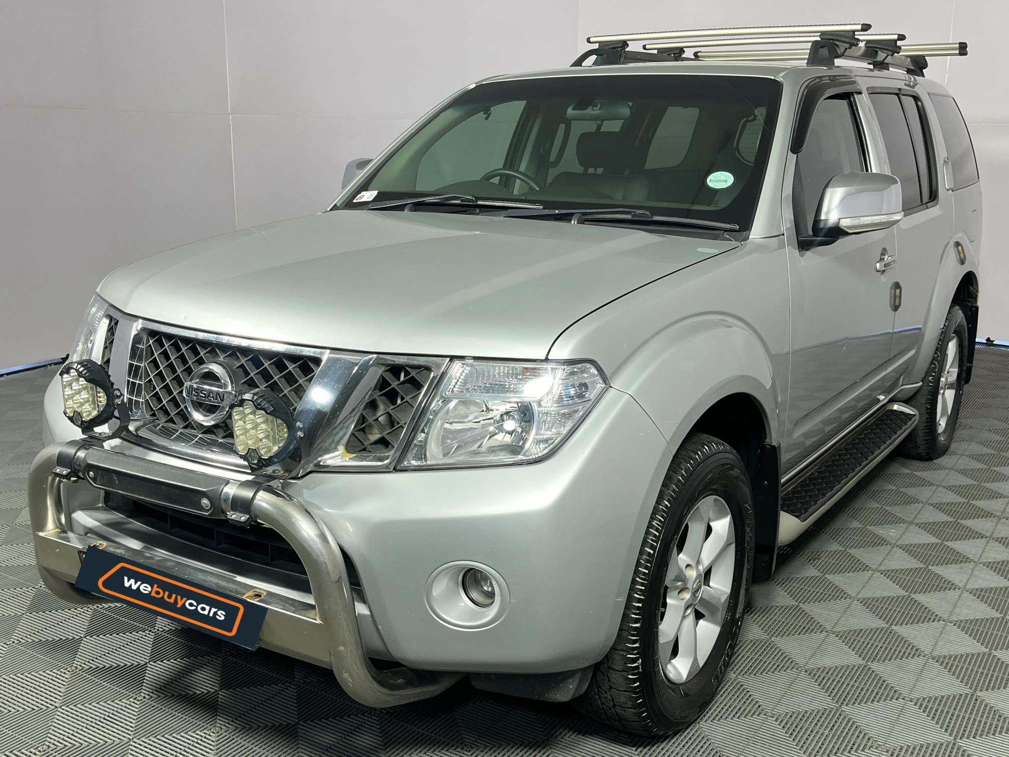 Used 2014 Nissan Pathfinder 2.5dCi SE auto