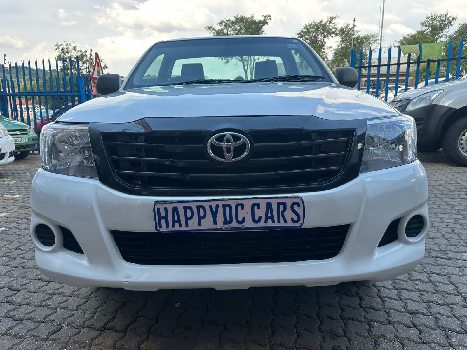New 2016 Toyota Hilux 2.0