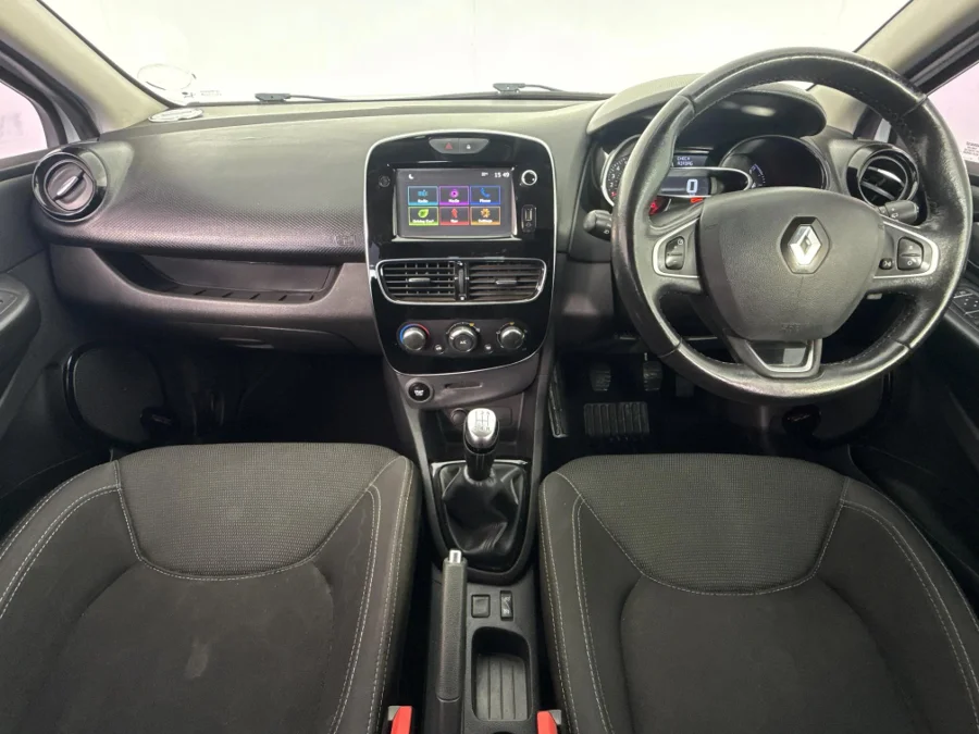 Used 2017 Renault Clio 66kW turbo Authentique - WeBuyCars Vereeniging