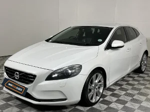 Used 2014 Volvo V40 T3 Essential Used 2014 Volvo V40 T3 Essential