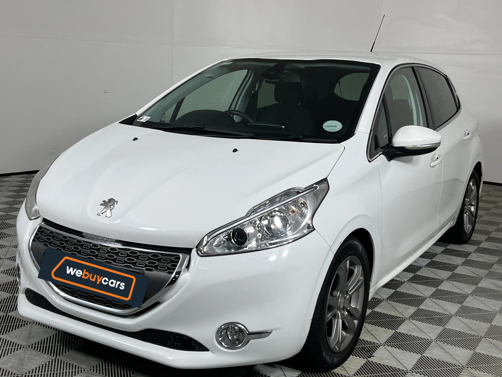 Used 2014 Peugeot 208 5-door 1.6 Allure