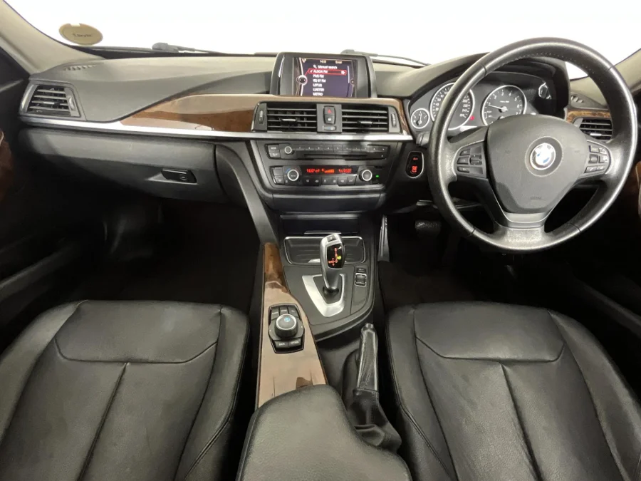 Used 2012 BMW 3 Series 320i sports-auto - WeBuyCars Gqeberha