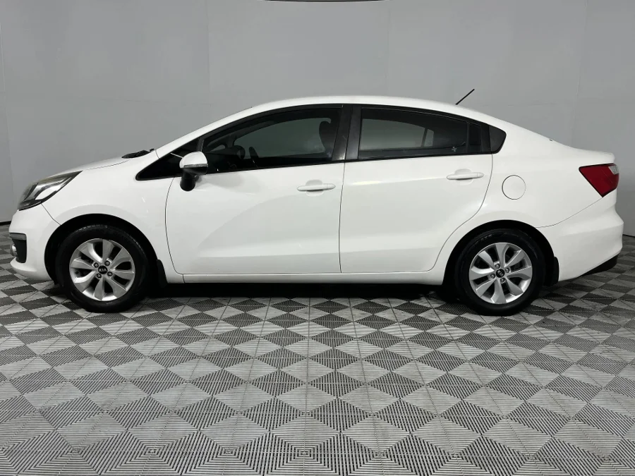 Used 2017 Kia Rio sedan 1.4 - WeBuyCars Lansdowne