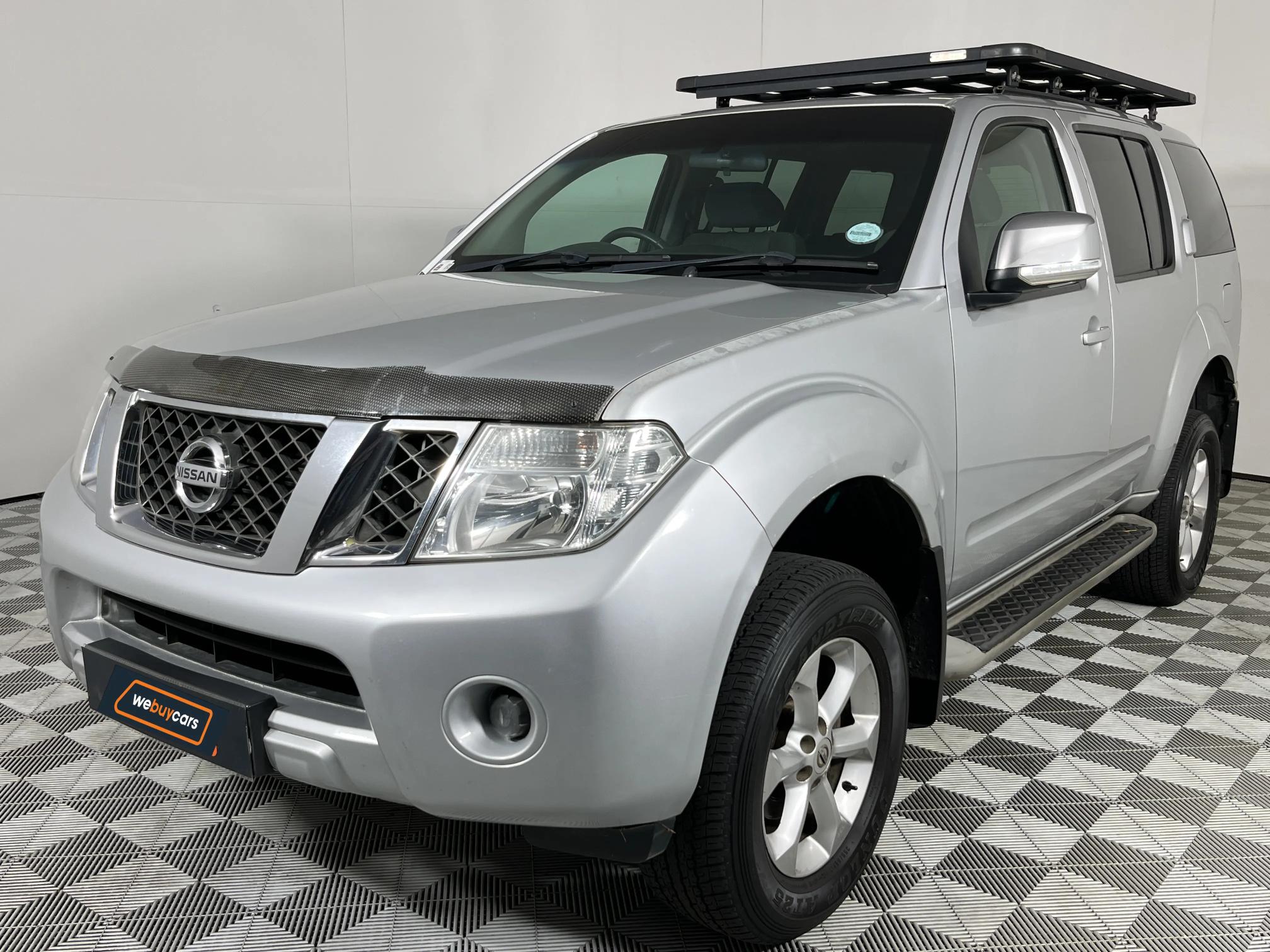 Used 2015 Nissan Pathfinder 2.5dCi SE auto