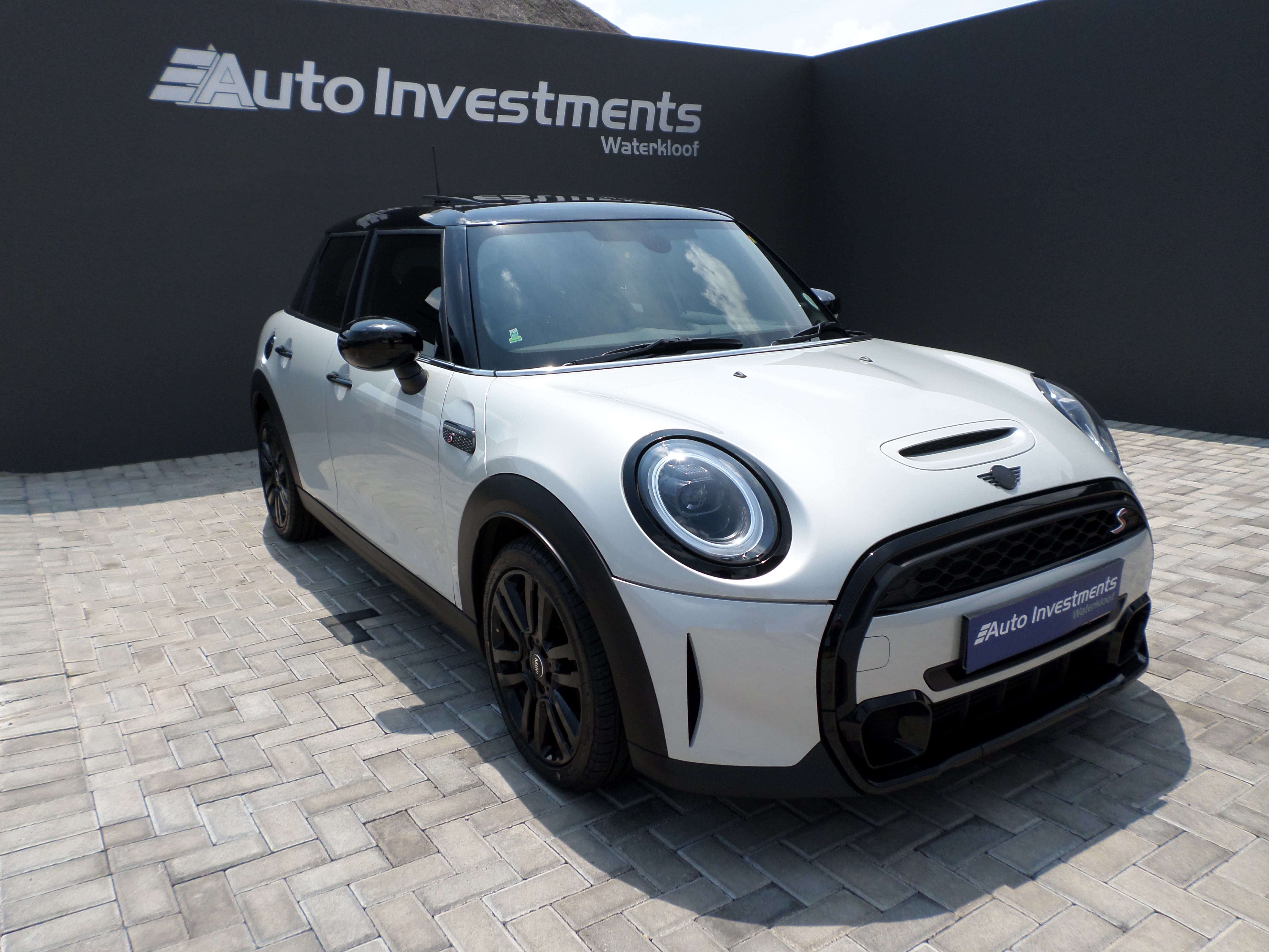 Used 2022 MINI Cooper S 5-door