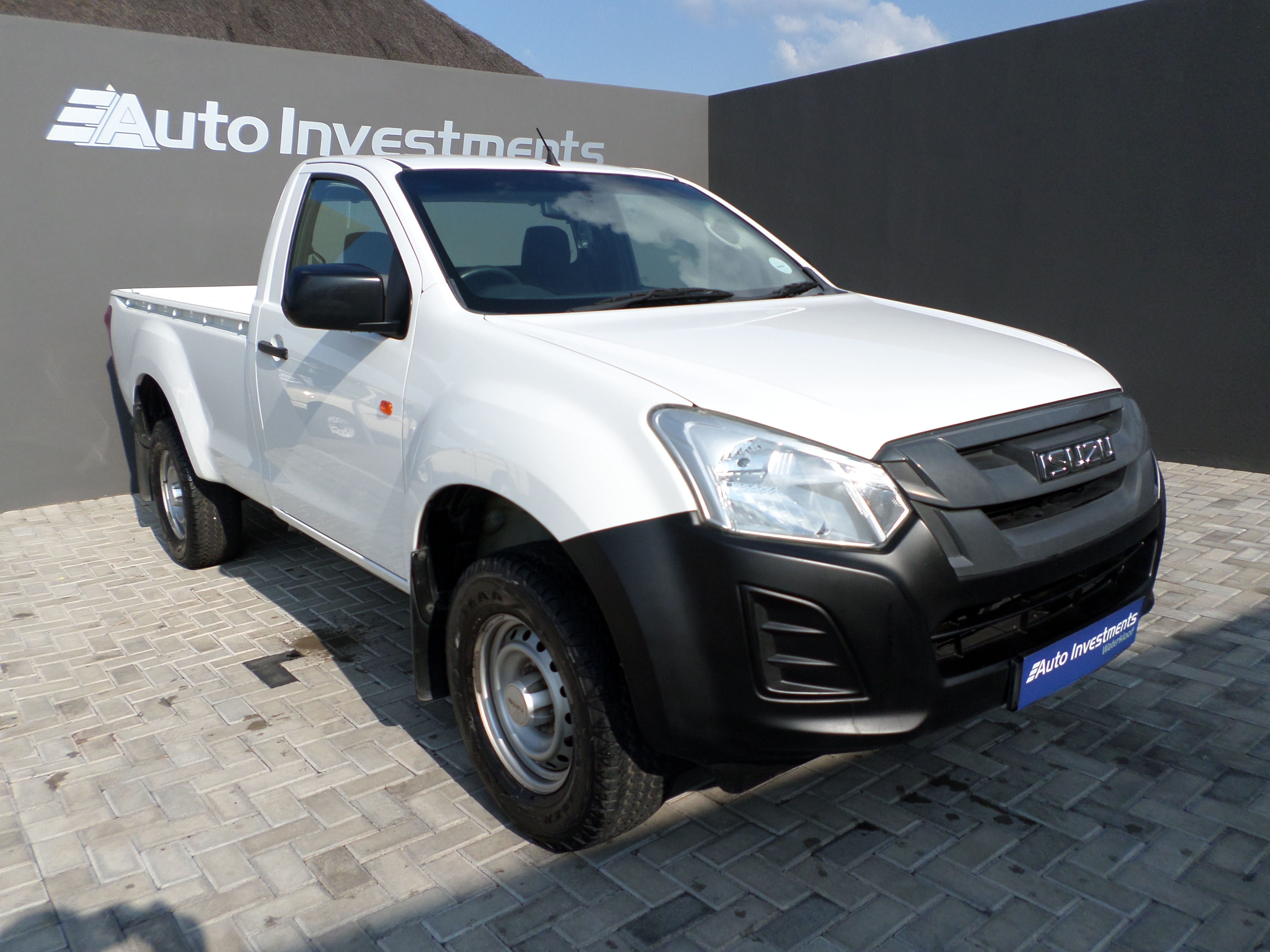 New 2019 Isuzu D-Max 250C Fleetside dropside