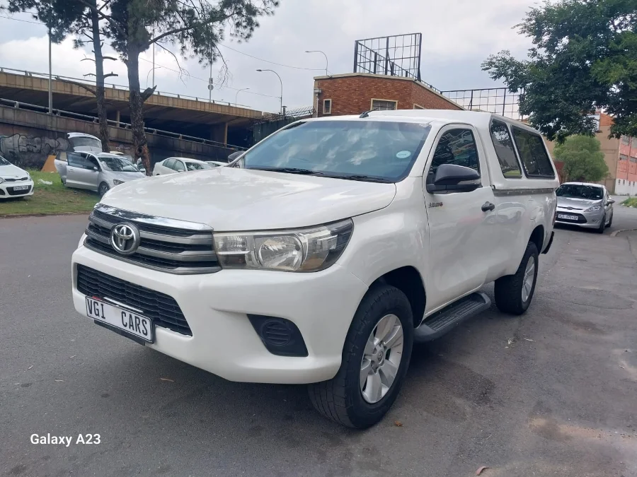 Used 2017 Toyota Hilux 2.4GD single cab S - S and B Auto Group Used 2017 Toyota Hilux 2.4GD single cab S - S and B Auto Group