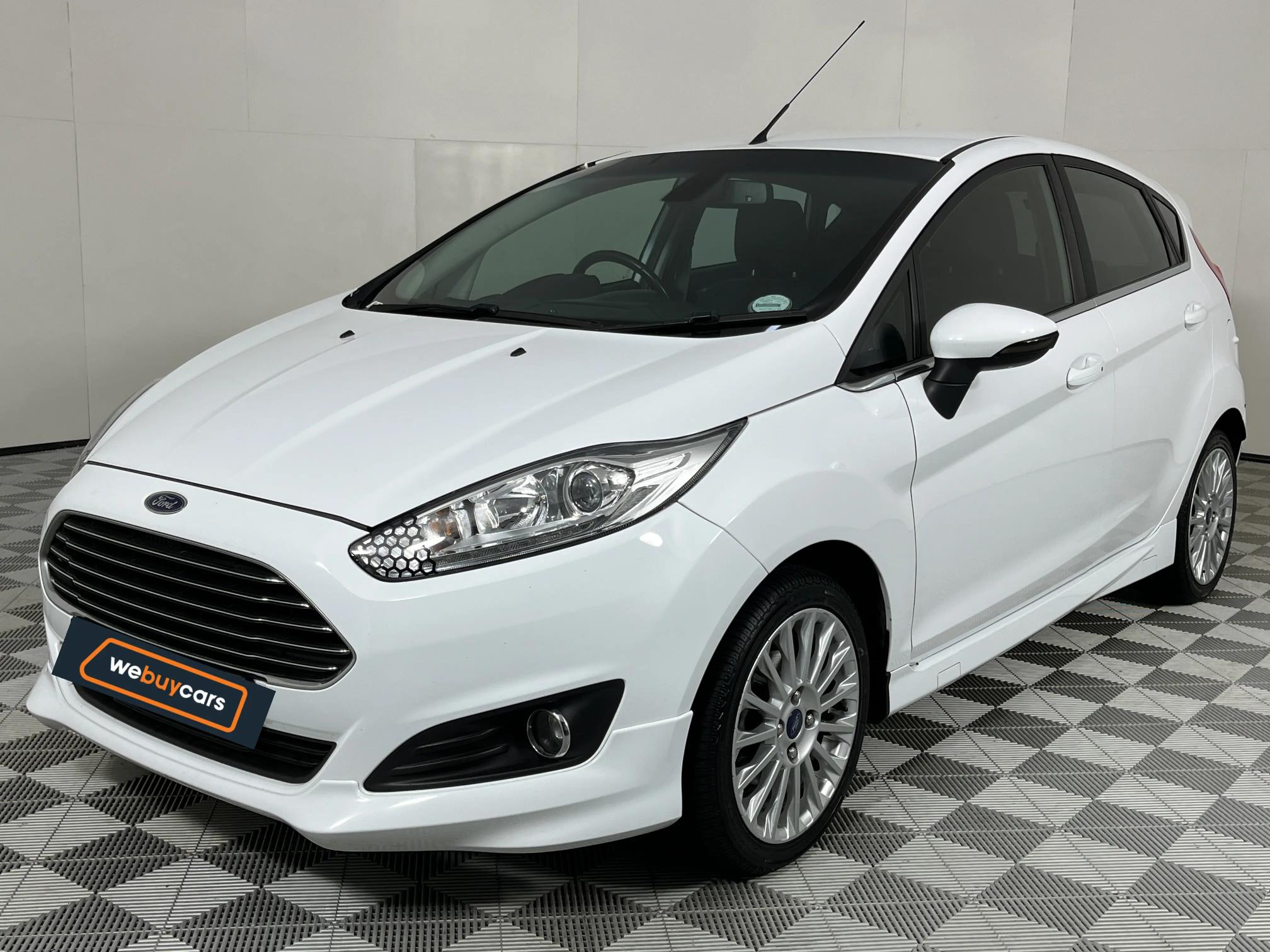 Used 2018 Ford Fiesta 5-door 1.0T Titanium
