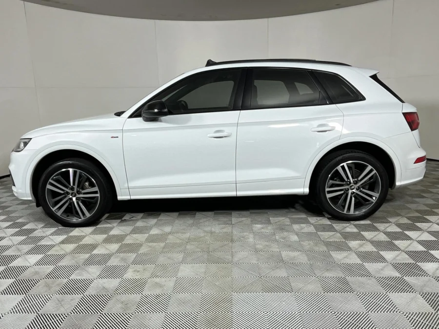 Used 2021 Audi Q5 40TDI quattro sport Black Edition - WeBuyCars Montana