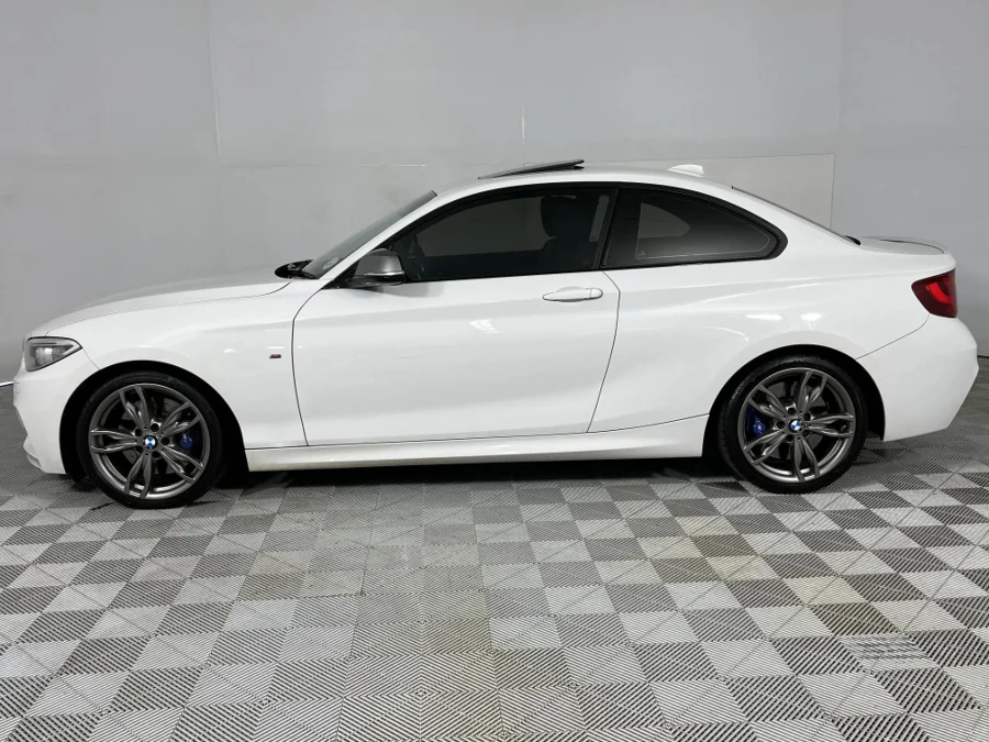 Used 2016 BMW 2 Series M240i coupe - WeBuyCars Silverlakes