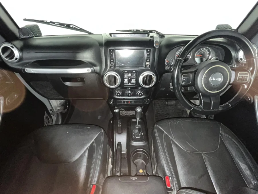 Used 2014 Jeep Wrangler Unlimited 3.6L Rubicon X - WeBuyCars Lansdowne