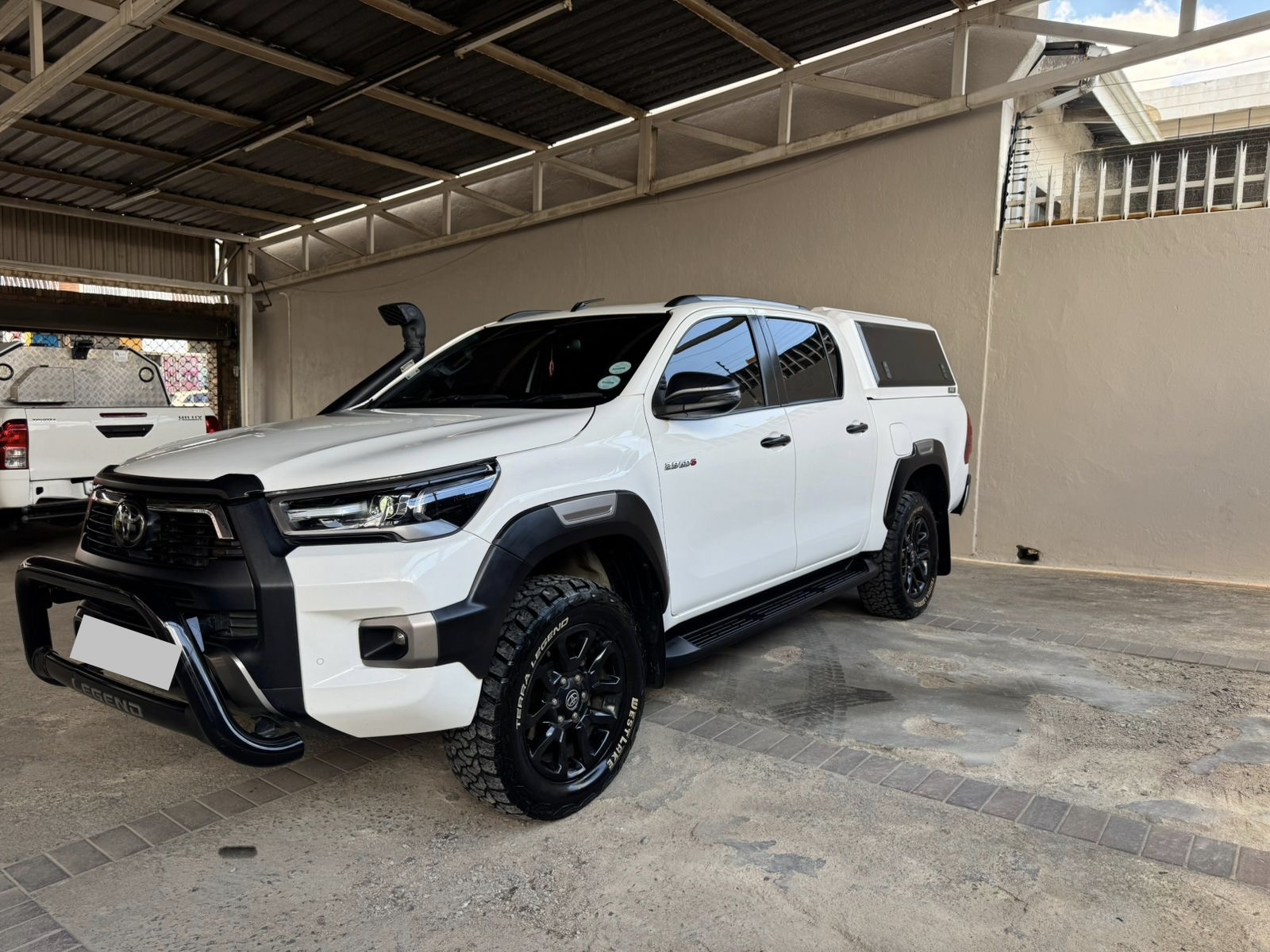 Used 2022 Toyota Hilux 2.8GD-6 double cab Legend auto