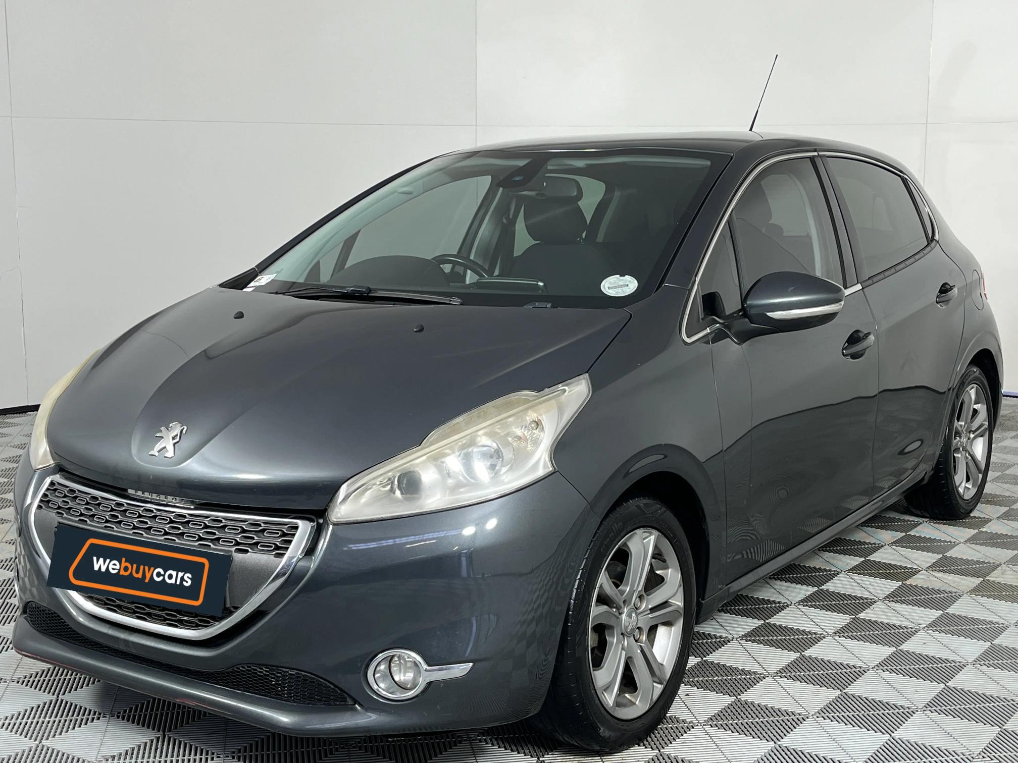 Used 2014 Peugeot 208 5-door 1.6 Allure