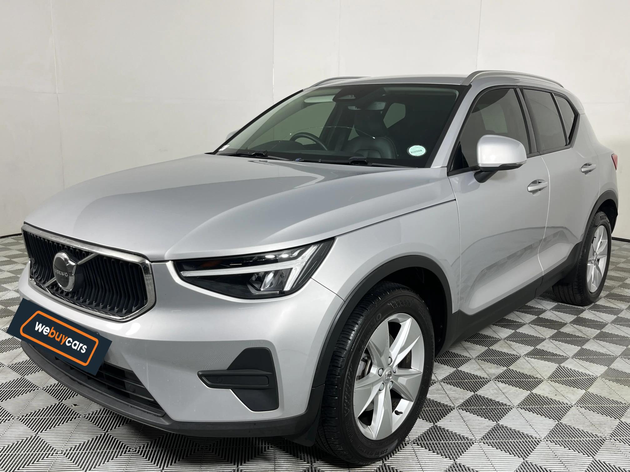 Used 2023 Volvo XC40 B3 Essential