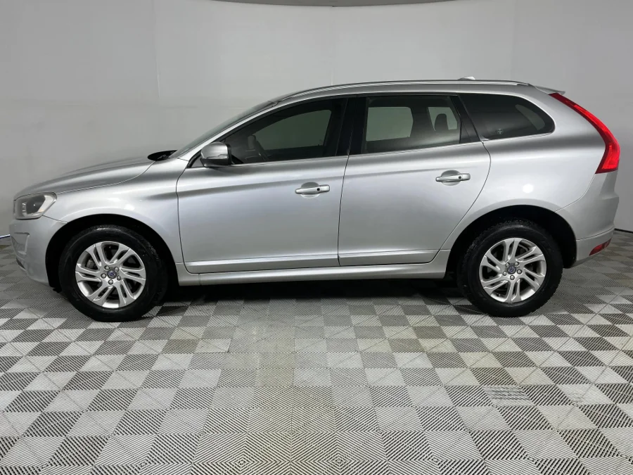 Used 2016 Volvo XC60 D4 Momentum - WeBuyCars Silverlakes
