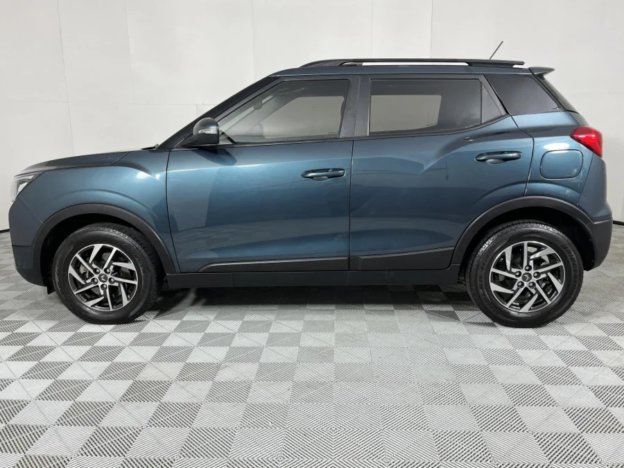 Used 2024 Mahindra XUV300 1.2T W8 - WeBuyCars Gqeberha